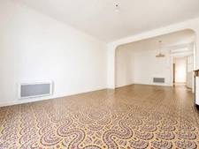 Appartement T3 85 m² avec terrasse Champ de Mars Béziers charme de l'ancien