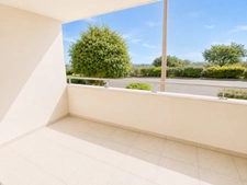 Appartement T2 avec terrasse et parking à Boujan-sur-Libron – Résidence sécurisée