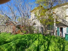 Maison à fort potentiel sur terrain constructible  – Opportunité rare à rénover