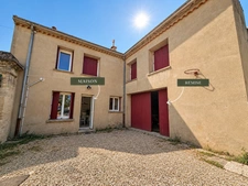 BOUJAN-SUR-LIBRON – REMISE VITICOLE 160 M² + MAISON ATTENANTE + COUR ET JARDIN