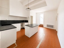 Appartement T3 85 m² avec terrasse Champ de Mars Béziers charme de l'ancien