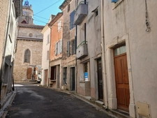 Maison de village avec terrasse tropézienne  6 pièces AUTIGNAC (34)