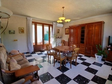 Béziers Champs de Mars – Maison de ville 125 m² avec patio, terrasse et grand garage