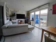 Appartement T3 Duplex avec terrasse & parkings – Sauvian