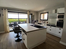 Villa contemporaine 4 chambres avec piscine à 5 min de Servian