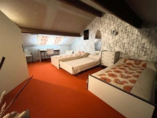 Béziers Champs de Mars – Maison de ville 125 m² avec patio, terrasse et grand garage