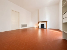 Appartement T3 85 m² avec terrasse Champ de Mars Béziers charme de l'ancien