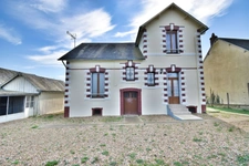 Maison à vendre 4 pièces LA BAZOCHE GOUET (28)