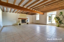 Maison à vendre 7 pièces YEVRES (28)