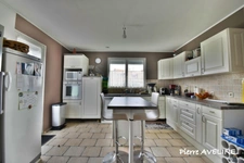 Dpt Eure et Loir (28), à vendre ARROU maison P5   