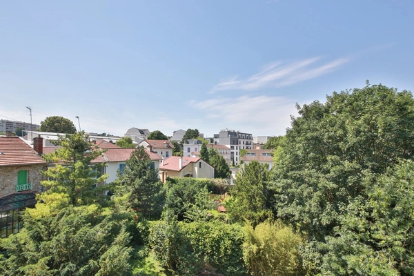 Clamart Centre – 3 pièces refait à neuf 