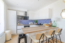 Completely renovated house with 3 or 4 bedrooms and outbuildings