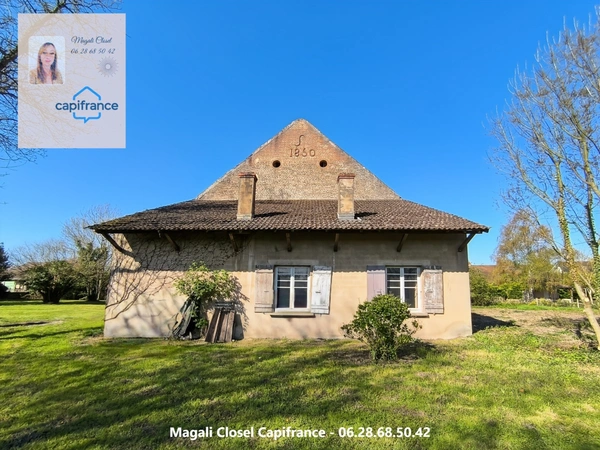 Ensemble immobilier de charme avec grange et pigeonnier sur terrain d'env 5700m2