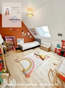 Maison 8 pièces , 6 chambres proche Pierre de Bresse