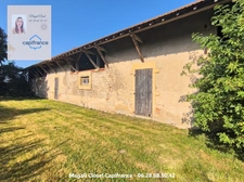 Bel ensemble immobilier de caractère sur près de 3 hectares. Maison, dépendances et Boxs à chevaux