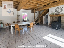 Bel ensemble immobilier de caractère sur près de 3 hectares. Maison, dépendances et Boxs à chevaux