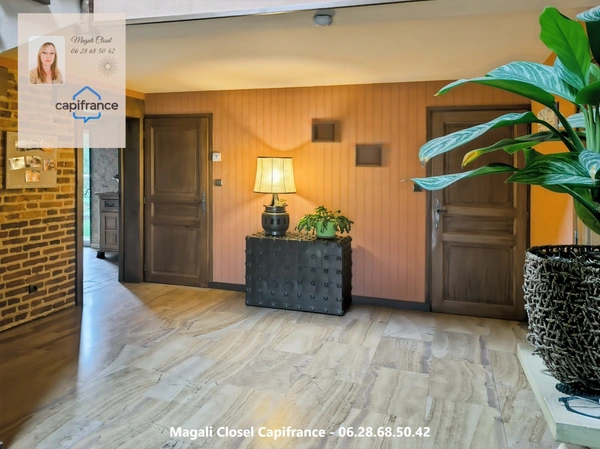 Maison d'architecte 9 pièces, 350 m2 env,  en centre Bourg