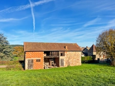 Maison à vendre 4 pièces SAINT BONNET DE JOUX (71) + dépendance - Terrain 3300 m²