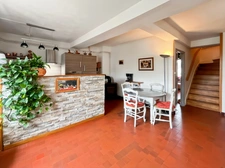 Maison à vendre 5 pièces proche de CHAROLLES (71) - 5 pièces - 1 000 m² de terrain.