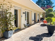 Maison à vendre 7 pièces  (71) - 162 M² - Parc arboré de 1.5 hectares avec étang