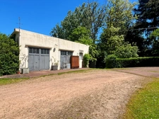 Maison à vendre 7 pièces  (71) - 162 M² - Parc arboré de 1.5 hectares avec étang