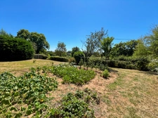 Maison à vendre 5 pièces proche de CHAROLLES (71) - 5 pièces - 1 000 m² de terrain.