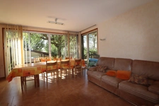 ENSEMBLE IMMOBILIER RARE AVEC MAISON, GÎTE ET 3 700 M² DE TERRAIN