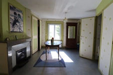 ENSEMBLE IMMOBILIER RARE AVEC MAISON, GÎTE ET 3 700 M² DE TERRAIN