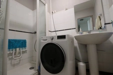 Quartier de Bellevue appartement T3 traversant de 68 M2 avec garage.