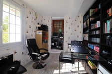 ENSEMBLE IMMOBILIER RARE AVEC MAISON, GÎTE ET 3 700 M² DE TERRAIN