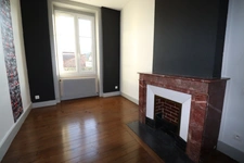 Appartement T3 de caractère avec garage au cœur du Chambon-Feugerolles
