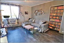 Local commercial + logement attenant — Emplacement stratégique en sortie N154