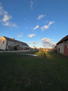 Corps de ferme équestre du XIXᵉ siècle 