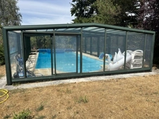 Deux maisons, une piscine, 2 002 m² de nature – 1h de Paris
