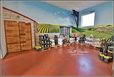 Local commercial + logement attenant — Emplacement stratégique en sortie N154