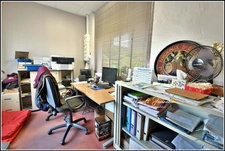 Local commercial + logement attenant — Emplacement stratégique en sortie N154