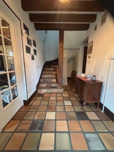 Vivre au calme dans une maison de caractère, près d’une ville prisée