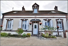 Maison à vendre 7 pièces DAMVILLE (27)