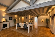 Appartement de caractère à vendre au cœur de Jonage (69) - Esprit loft 160m²