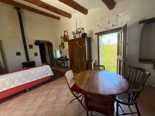 A 2 PAS DE SAINT MARTIN DE LONDRES, MAISON DE VILLAGE DE CARACTERE A RENOVER AVEC VUE EXCEPTIONNELLE ET FORT POTENTIEL