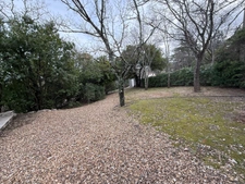 A seulement 25 mn au nord de Montpellier, à vendre terrain de 1100 m2 avec permis de contruire