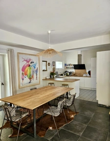 Grande villa familiale rénovée avec piscine – 5 chambres – Proche Baillargues
