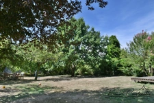 Maison à vendre de 188 m ²- 3 chambres à LABORDE commune de AUXERRE (89) - Terrain 1 740 m² - avec dépendances