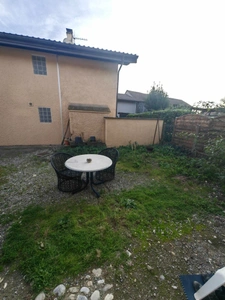 Maison de village à rénover – Fort potentiel au calme à Douvaine