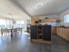 Maison contemporaine 5 pièces de 128 m² – 4 chambres – Vinzier – Calme absolu