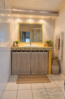 🏡 ANGLES – MAISON ATYPIQUE 110 M² – GRANDE VÉRANDA 24 M² – 3 CHAMBRES – JARDIN CLOS – À 8 MIN DES PLAGES