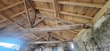 🏡 Corps de ferme en pierre 215 m² – Toitures neuves – Terrain 1 712 m² à St-Julien-des-Landes (85)