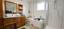 Maison individuelle - 120m2 - T5 avec piscine à Andilly (17)