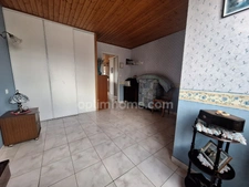 Maison 6 pièces et nombreuses dépendance à SAINT MICHEL EN L'HERM (85)