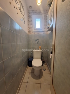 Maison 6 pièces et nombreuses dépendance à SAINT MICHEL EN L'HERM (85)